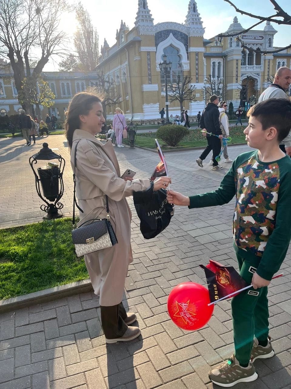 Акция «Дарю тепло».